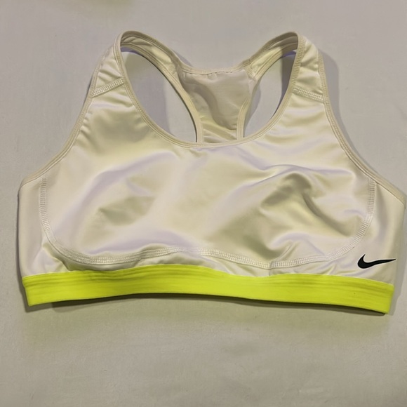 Bundle (5) Nike Dri Fit Sports Bras - Picture 3 of 6